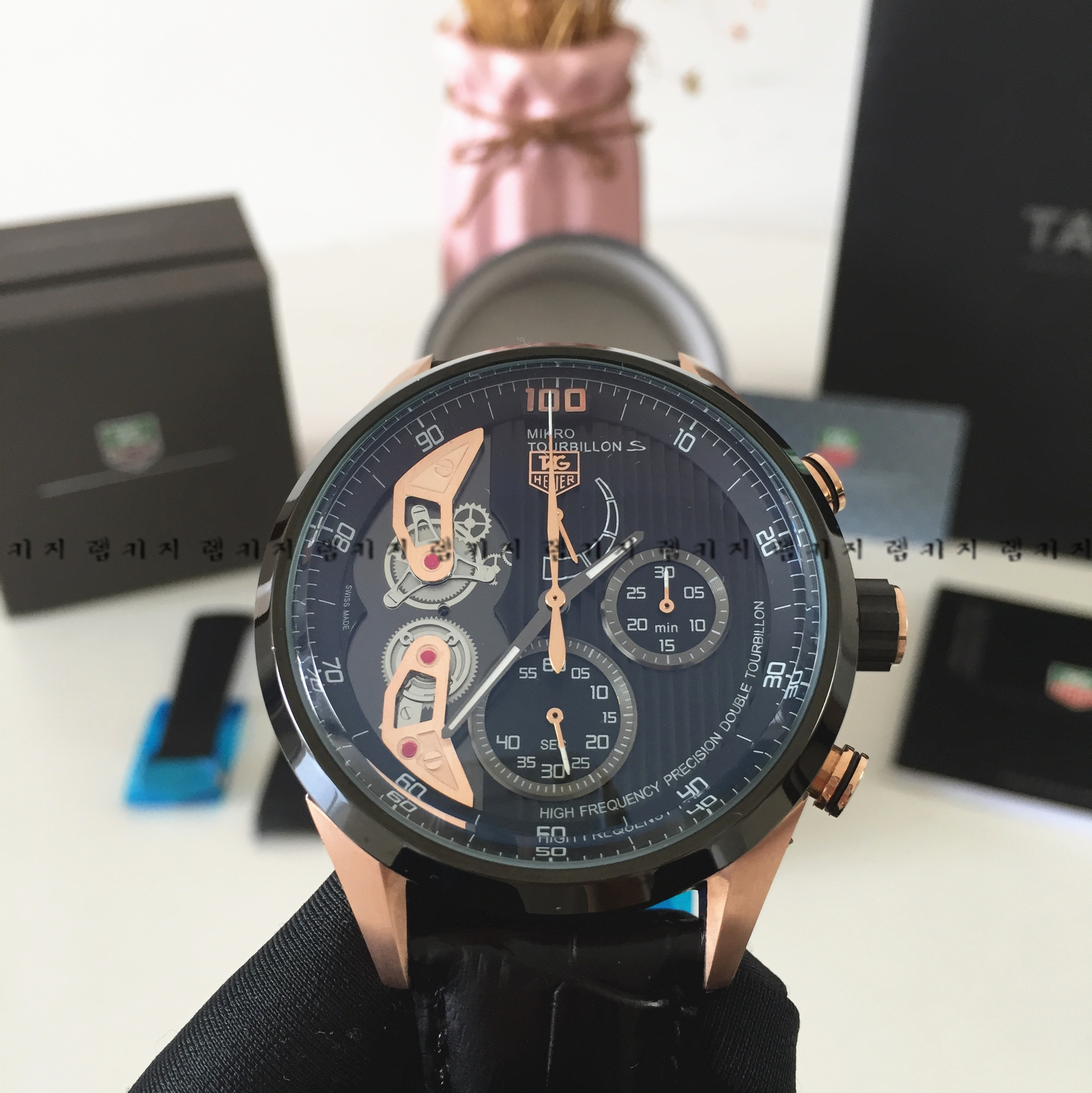 태그호이어 마이크로 뚜르비옹 가죽시계 + 우레탄시계